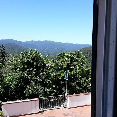 Casa Chiocconi 招待所 斯培西亚