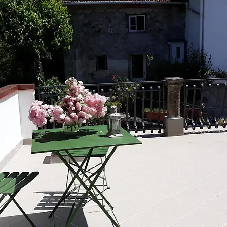 Casa Chiocconi Гостевой дом Специя