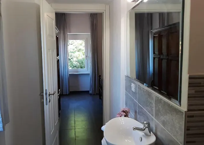 Konukevi Casa Chiocconi La Spezia